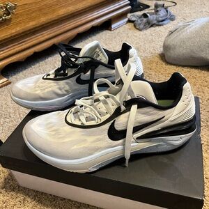 nike gt cut 2 basketball sneakers